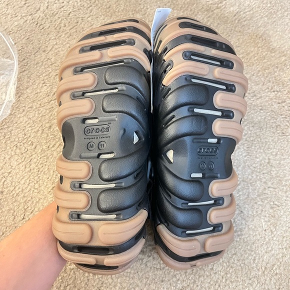 CROCS Black and Tan Sole Clogs - Picture 4 of 5